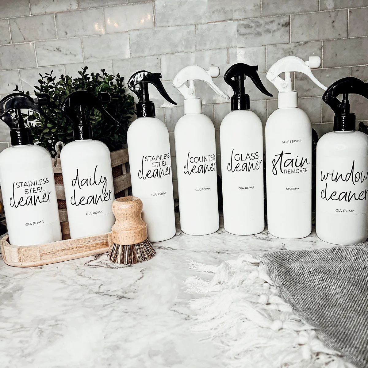 16oz Plastic Spray Bottles With White Or Black Waterproof Labels - Image 30