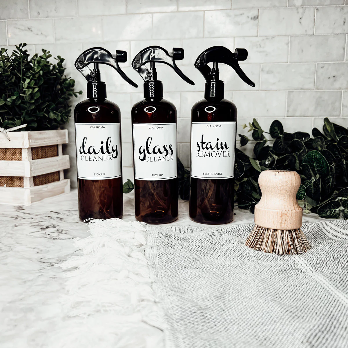 16oz Plastic Spray Bottles With White Or Black Waterproof Labels - Image 31