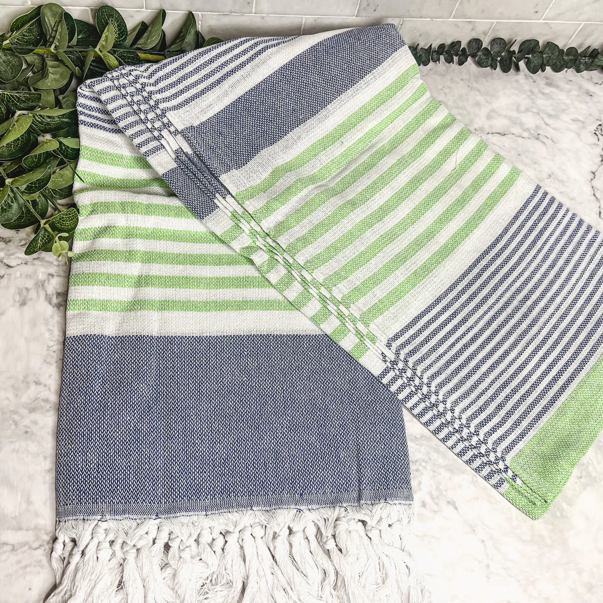 Pop Of Summer Turkish Towel 180GSM Lightweight Cotton Peshtemal Beach Bath Towel With Fringe - Image 3