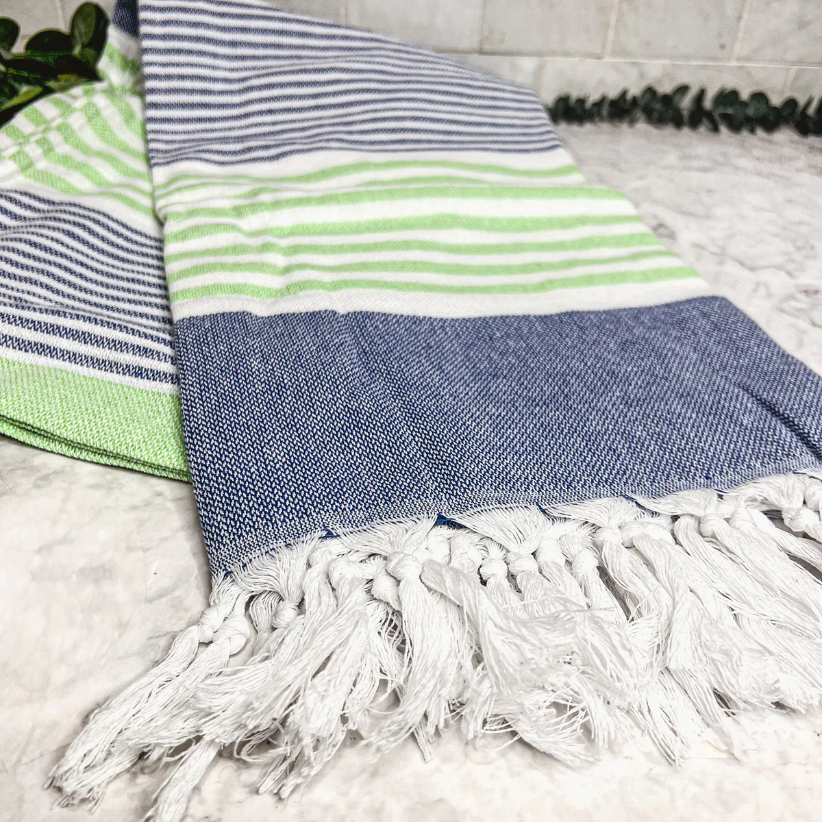 Pop Of Summer Turkish Towel 180GSM Lightweight Cotton Peshtemal Beach Bath Towel With Fringe - Image 7