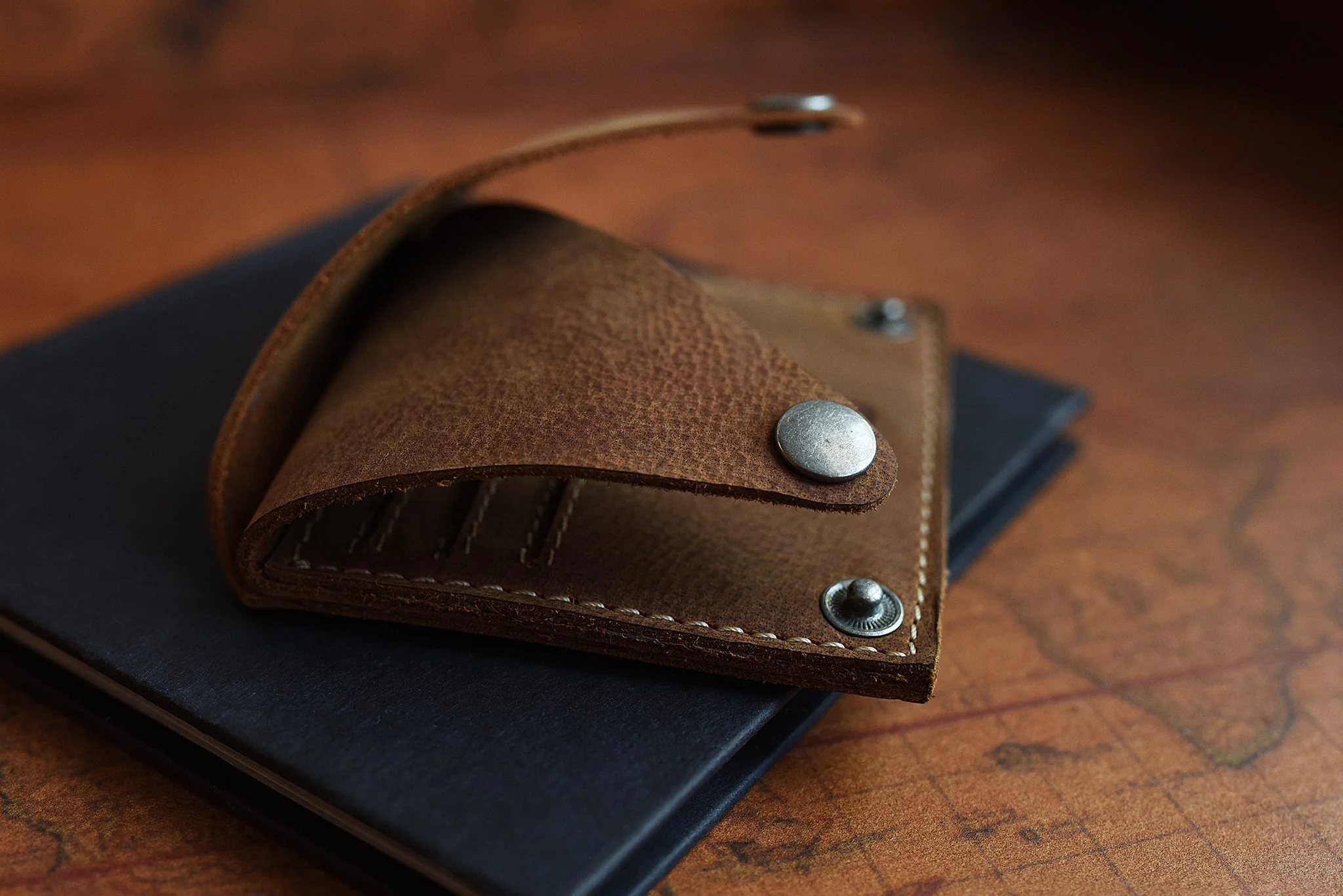 Leather Wing Fold Card Wallet Slim Snap Closure Everyday - Image 4