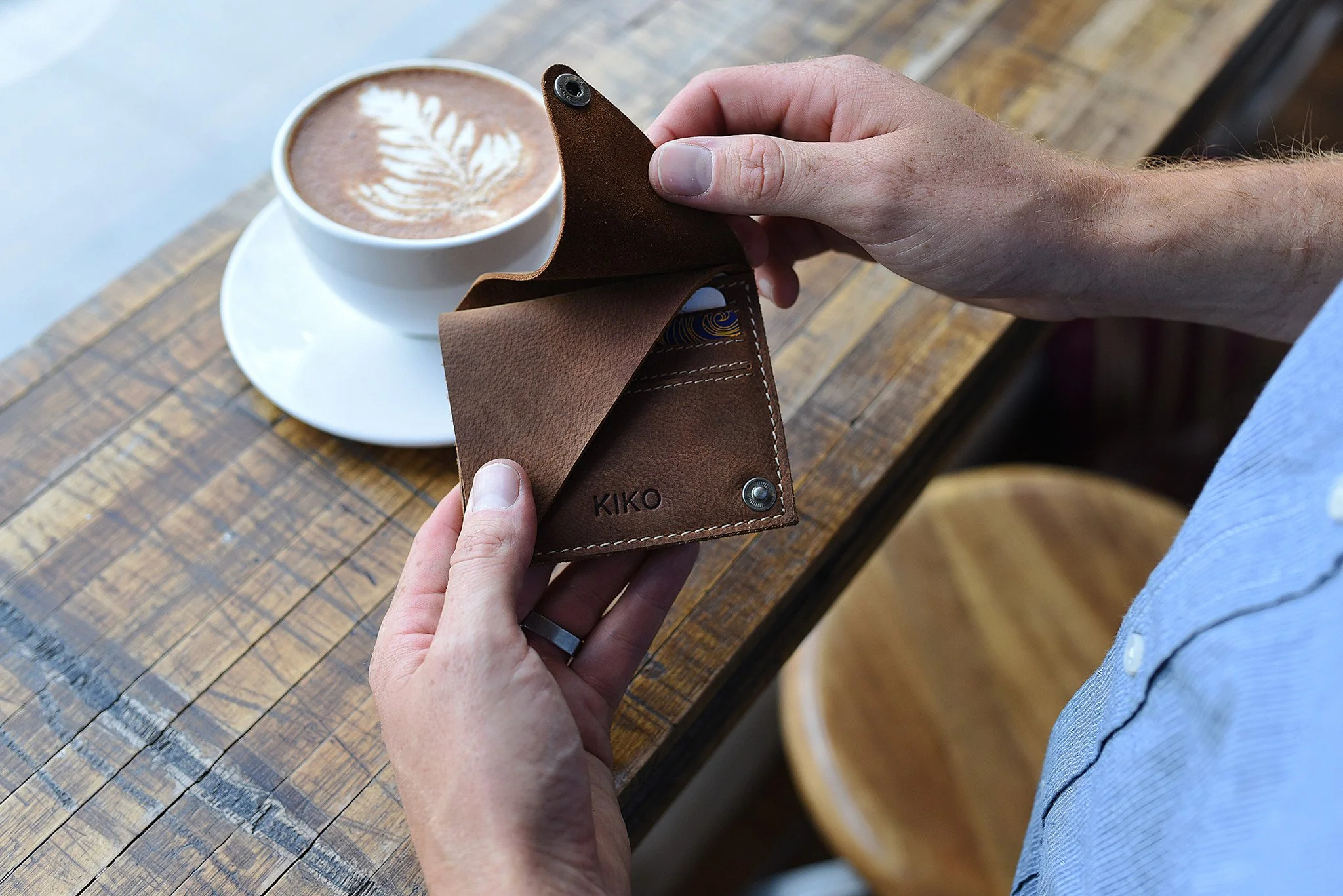 Leather Wing Fold Card Wallet Slim Snap Closure Everyday - Image 5